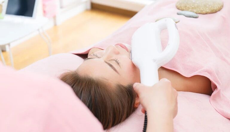 脱毛施術