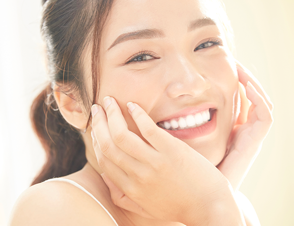 笑顔女性