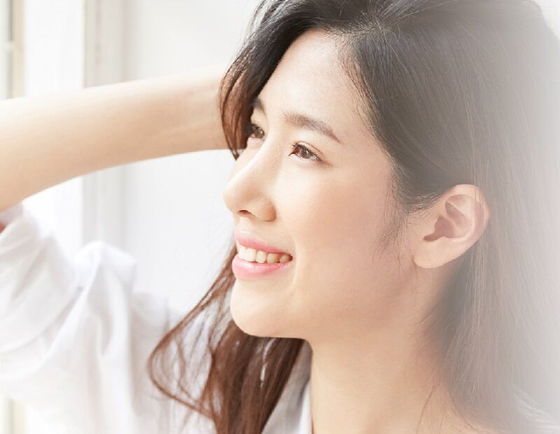 女性２